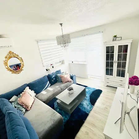 Iva Apartman *